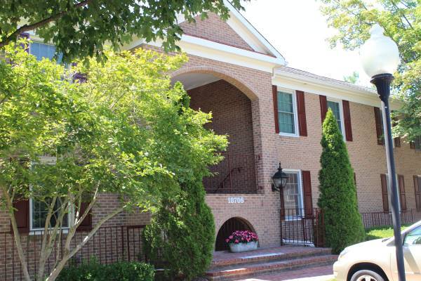 Foto principal - 10706 Kings Riding Way