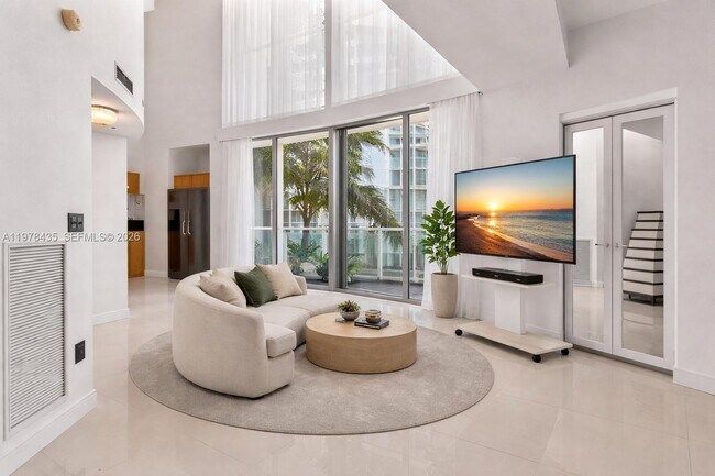 Foto del edificio - 350 S Miami Ave