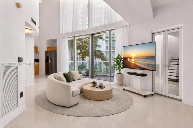 Building Photo - 350 S Miami Ave