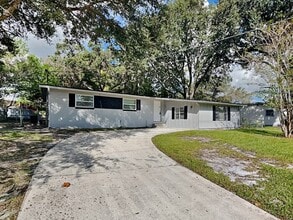 Building Photo - 440 Sigsbee Rd