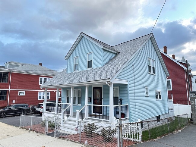 Building Photo - 36 Wolcott St