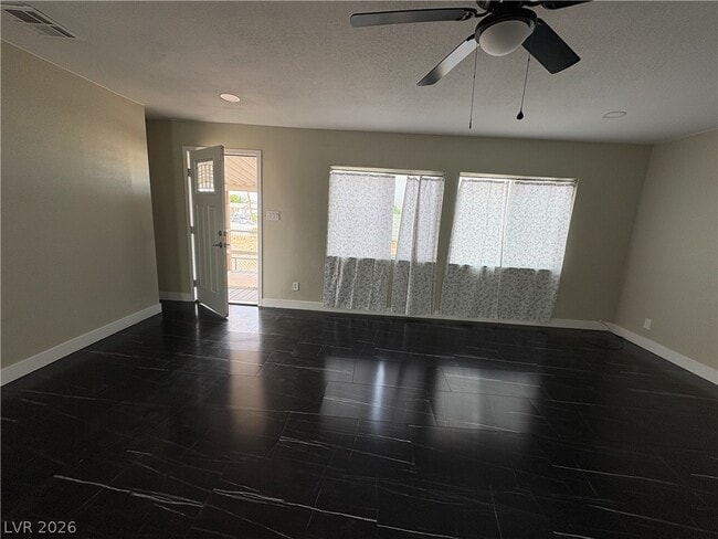 Foto del edificio - 223 Mojave Ln