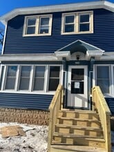 Building Photo - 1209 N Morrison St