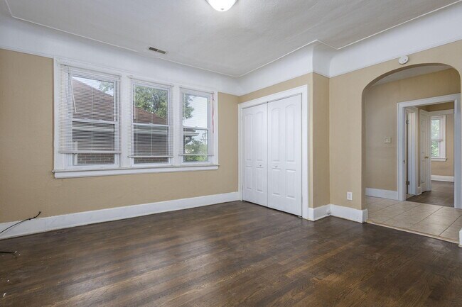 Foto del edificio - 2952 Waverly St