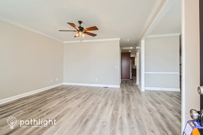 Building Photo - 1235 Chapmans Retreat Dr, Spring Hill, TN,...
