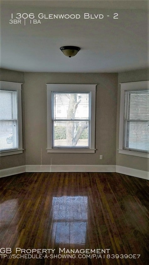 Primary Photo - 1306 Glenwood Blvd