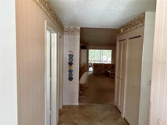 Building Photo - 4826 Myrtle Oak Dr