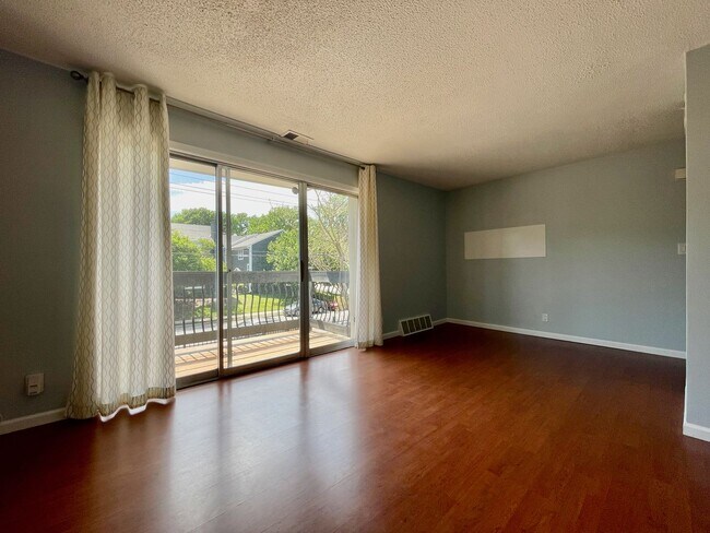 Foto del edificio - Charming Condo for Rent