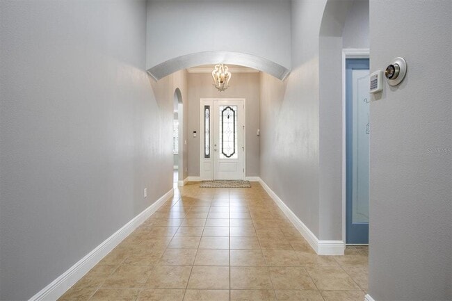 Building Photo - 6827 Park Strand Dr