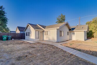 Building Photo - 620 Huskey Dr