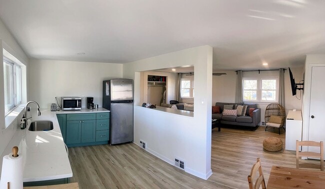 Building Photo - 10 Braddock Dr
