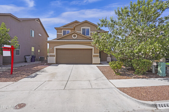 Building Photo - 14448 Jasmin Maribel Dr