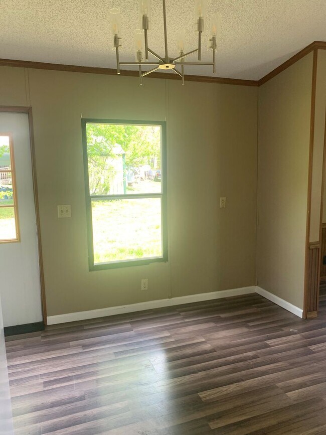 Building Photo - 414 Frisco St