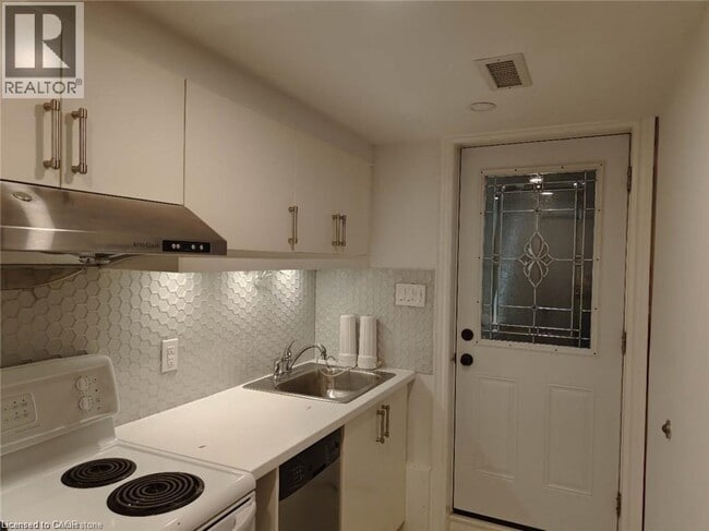 Building Photo - 2031 Westree Dr