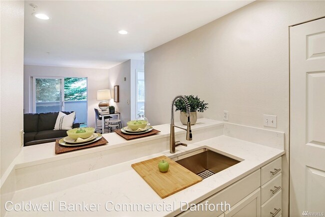 Foto del edificio - 1 br, 1 bath House - 12903 SE 38th St, #202