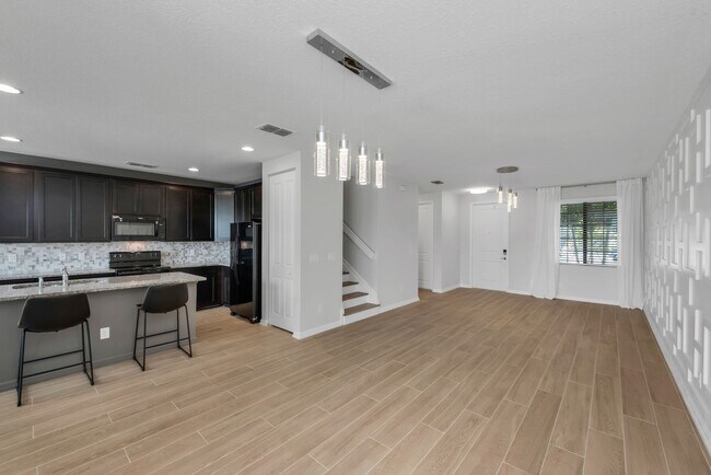 Foto del edificio - AVAILABLE NOW - Beautiful Home in Bonita F...