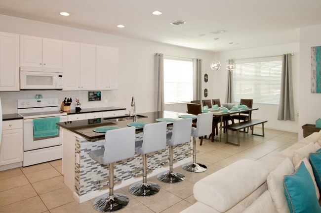 Building Photo - 4500 Monado Dr