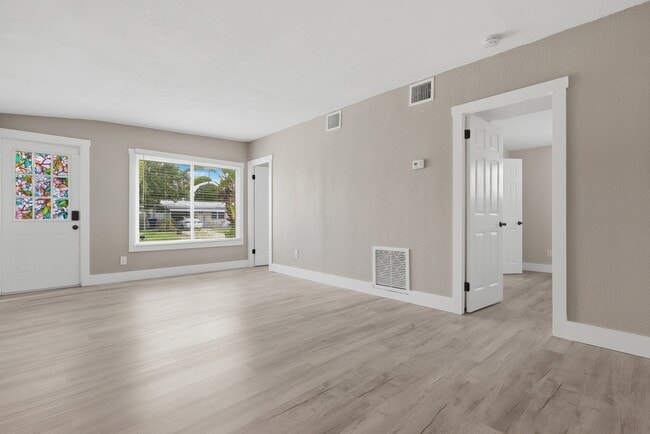 Photo - 10568 117 Dr N (Largo, FL) House