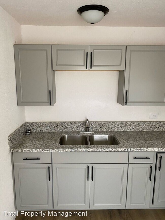 Foto del edificio - 2 br, 1 bath House - 400 South E St.