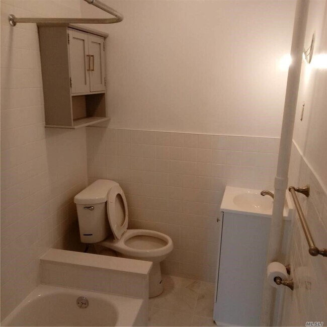 Foto del edificio - 308 Hooper St