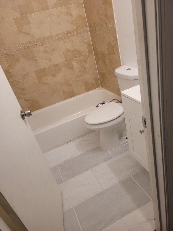 Foto del edificio - 7434 Calder Dr