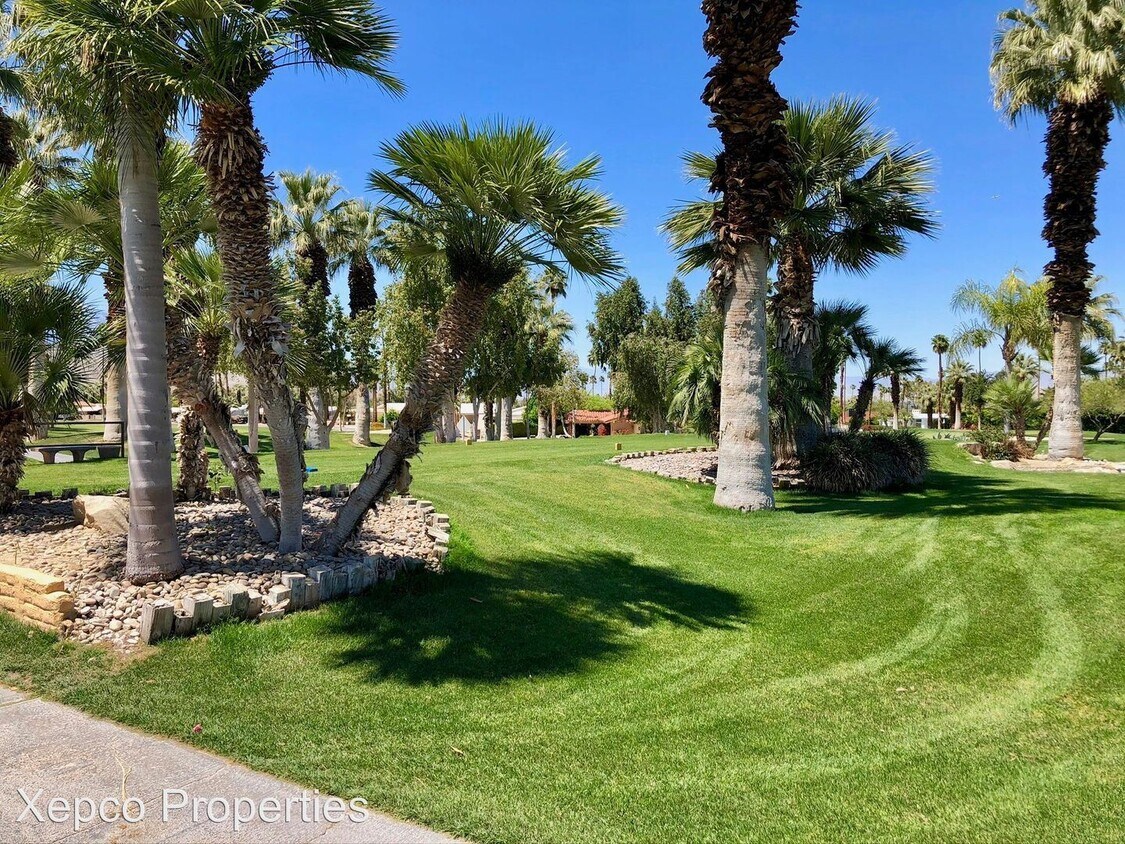 Foto principal - 73950 Grapevine St