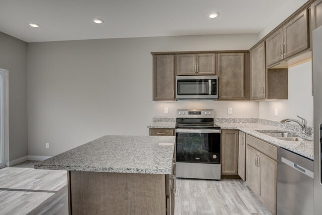 Photo - 2330 Point Pl Townhome