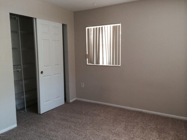 Foto del edificio - 298 Canaveral Beach Blvd