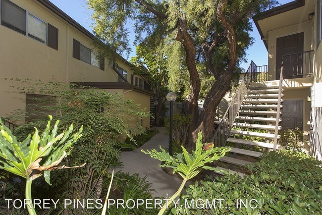 Building Photo - 4444 Parks Ave