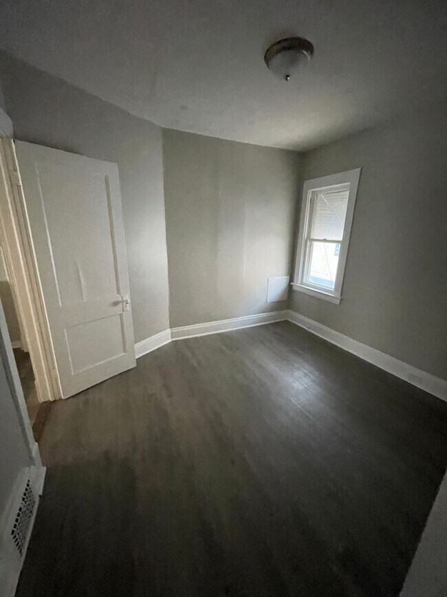 Foto del edificio - Section 8 & Eden Accepted! Ready to lease ...