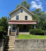 Building Photo - 804 Aberdeen St