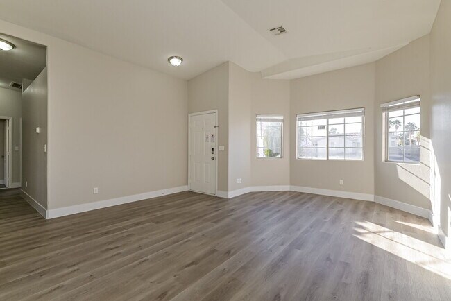 Foto del edificio - 5238 Olive Dale Ct