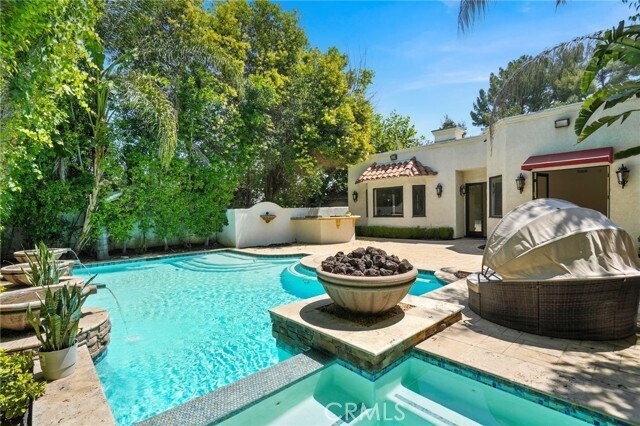 Foto principal - 5317 Mecca Ave