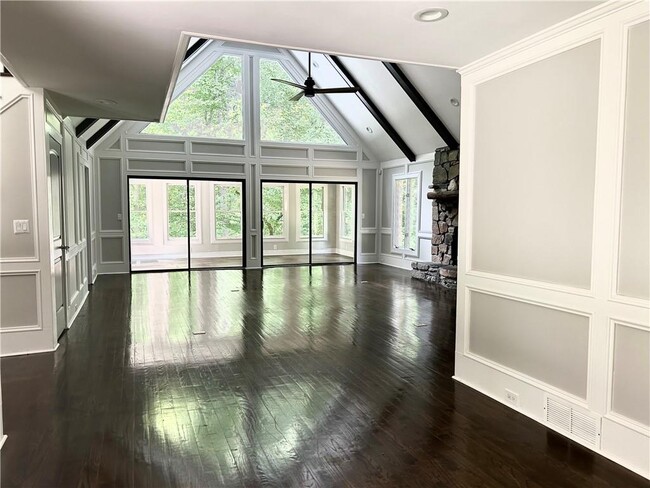 Building Photo - 1156 Oleander Dr SW