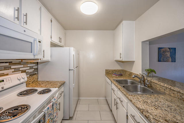 Foto del edificio - 5460 White Oak Ave
