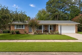 Building Photo - 8970 Chiswick Ct