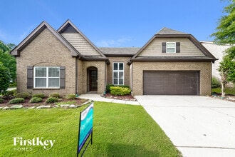 Building Photo - 995 Valley Cir