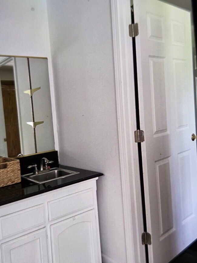 Room w wet bar sink - 145 Turnberry Way
