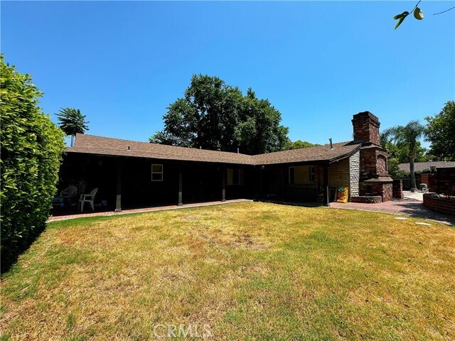 Foto principal - 418 E Duarte Rd