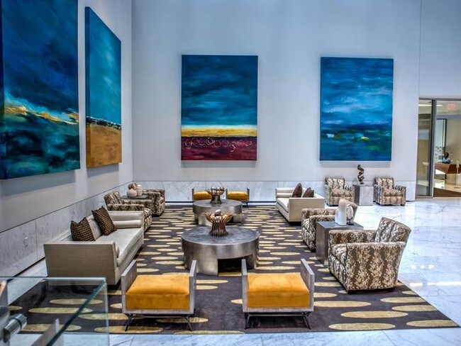 Building Photo - 403 E 34th St