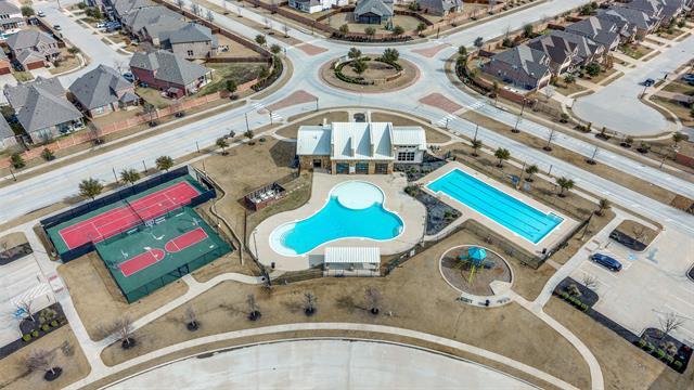 Foto del edificio - 4128 Wood River Trl