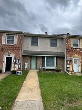 Building Photo - 5120 Radnor Ct