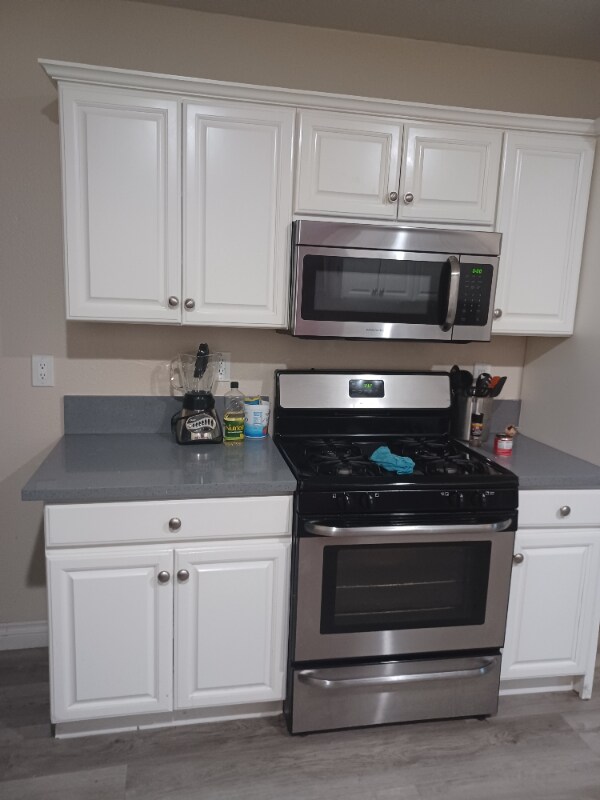 Foto del edificio - 5586 Tilton Ave