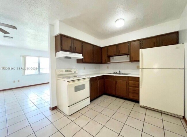 Foto del edificio - 1474 Kerry Dr