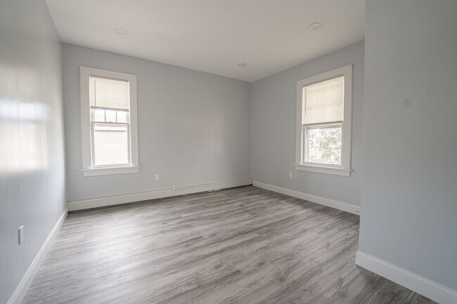 Foto del edificio - 194 N Chestnut St
