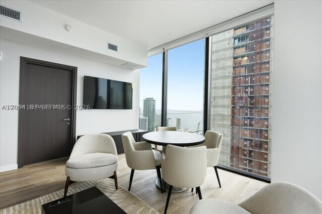 Foto del edificio - 20 NE 11th St