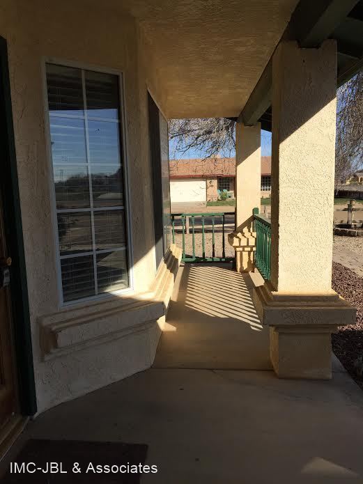 Building Photo - 3 br, 2 bath House - 8649 Redwood Blvd