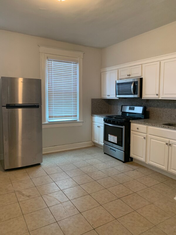 Building Photo - 3715 Harlem Ave