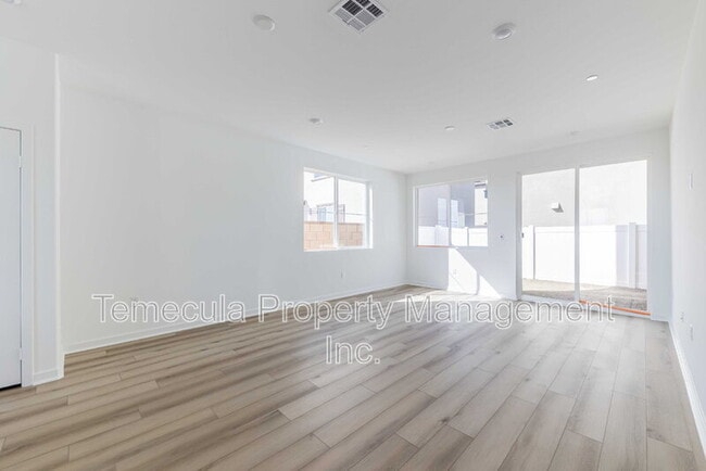 Building Photo - 31374 Lolite Dr