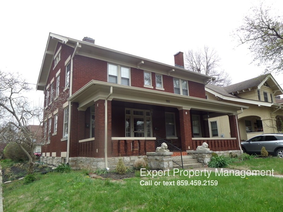 Primary Photo - 701 Bullock Pl